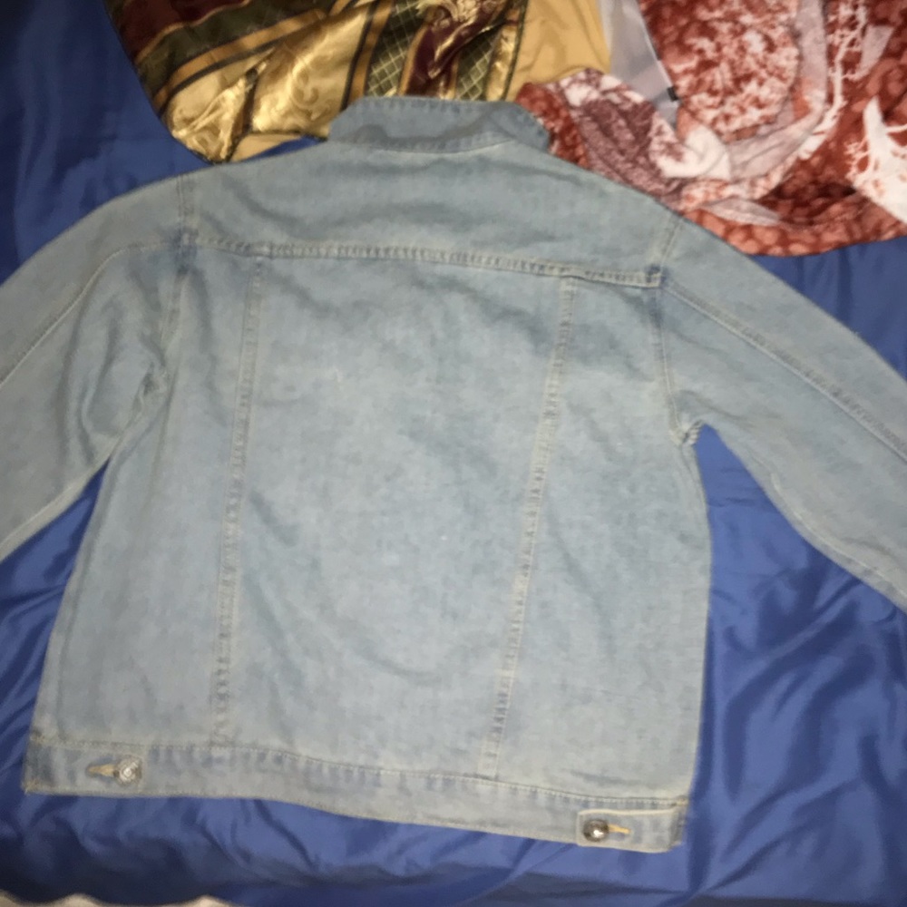 Jean jacket - Picture 2 of 4